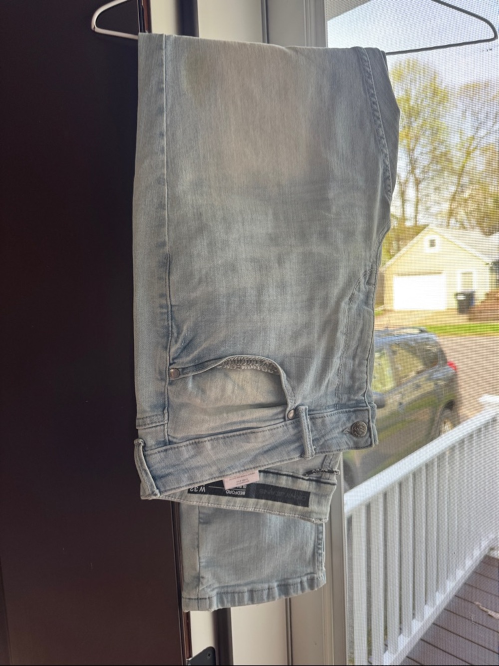DKNY Men's Light Blue Slim Straight Jeans